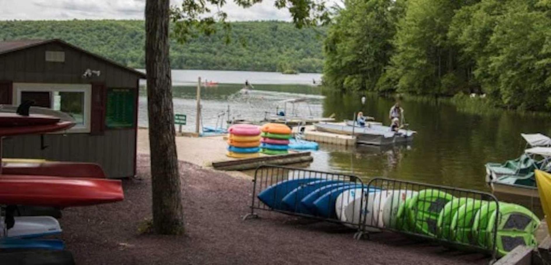 Casa de férias Poconos Paradise Lakeskihikewater Parkkids Lake Harmony